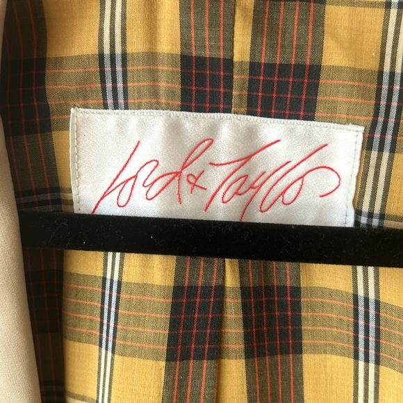 VINTAGE - Lord & Taylor Trench - Picture 3 of 7